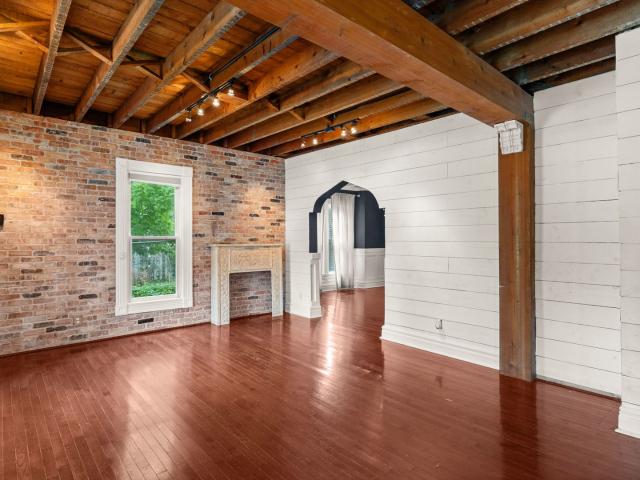 House for sale in Batavia, Kane County