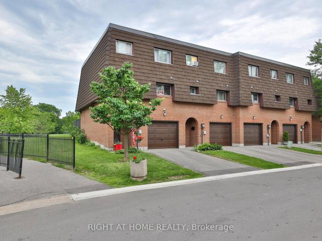 Condo for sale in Georgina, Ontario