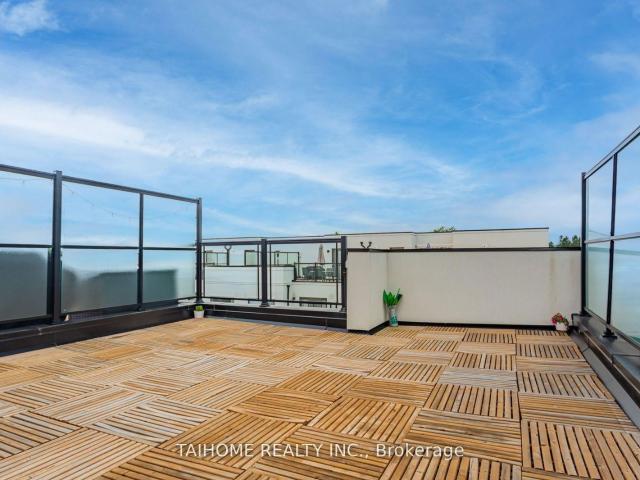 Condo for sale in York, Ontario
