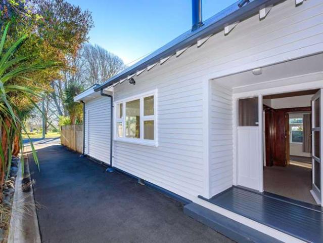 House for sale in Heathcote, Canterbury