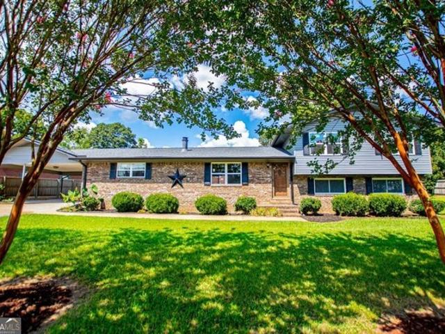 House for sale in Heflin, Alabama