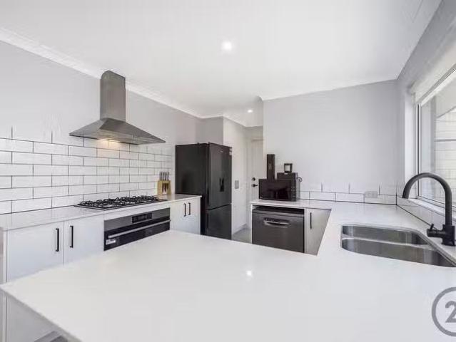 House for rent in Parklands, Western Australia