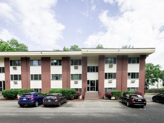 Condo for sale in Woburn, Massachusetts
