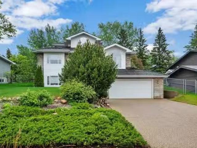 House for sale in Sherwood Park, Alberta