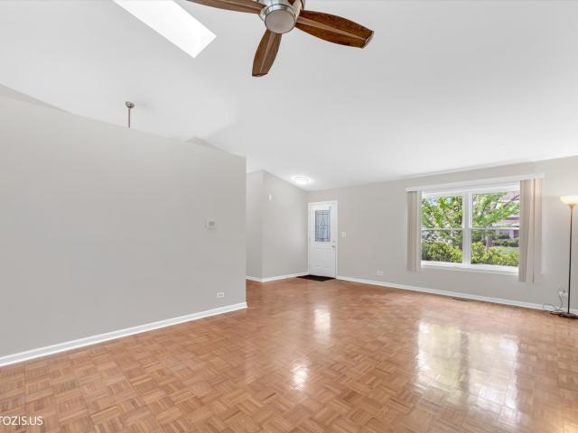House for sale in Mundelein, Illinois