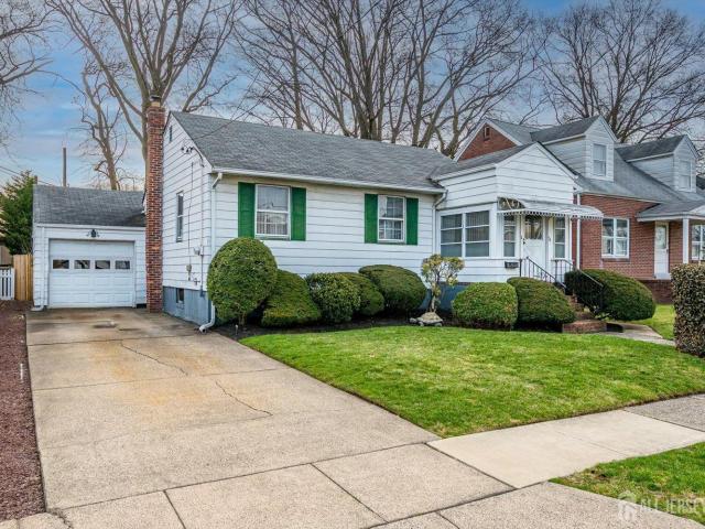 Property for sale in Edison, New Jersey