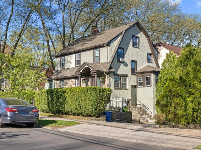 House for sale in Mount Vernon, New York