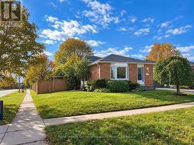 House for sale in Clarington, Golden Horseshoe