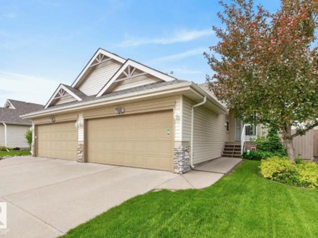 House for sale in Sherwood Park, Alberta