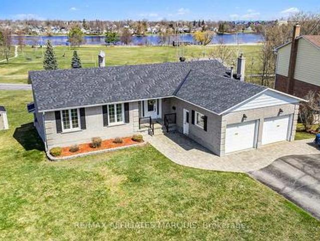 House for sale in Smiths Falls, Ontario