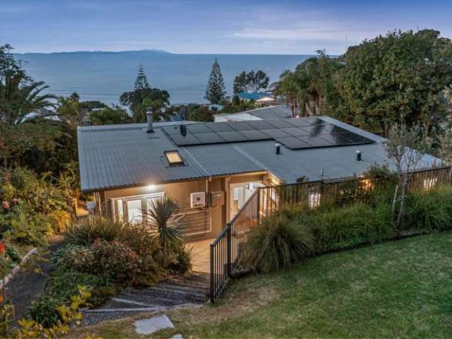 House for sale in Whangaparaoa