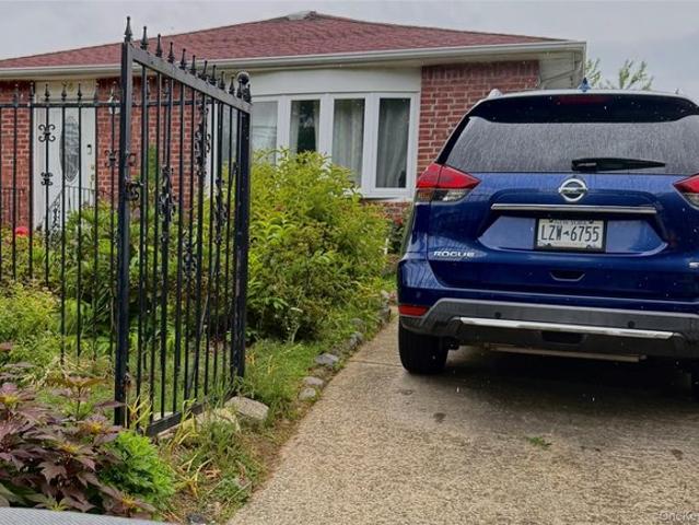 House for sale in Huntington, New York