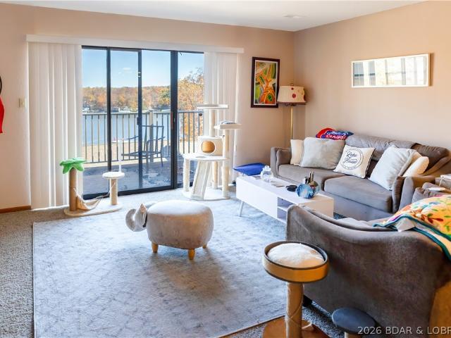 Condo for sale in Sunrise Beach, Missouri