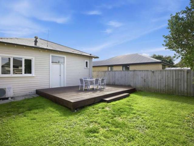 House for sale in Otakou