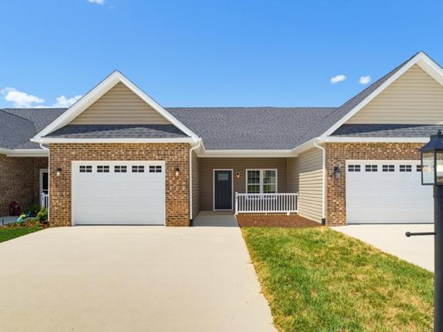 Townhouse for sale in Virginia