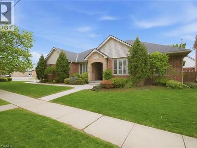 House for sale in Brant, Ontario