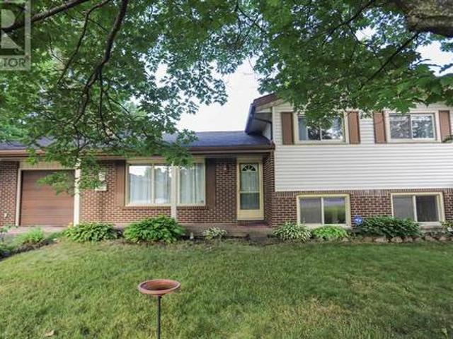 House for sale in Sault Sainte Marie, Ontario