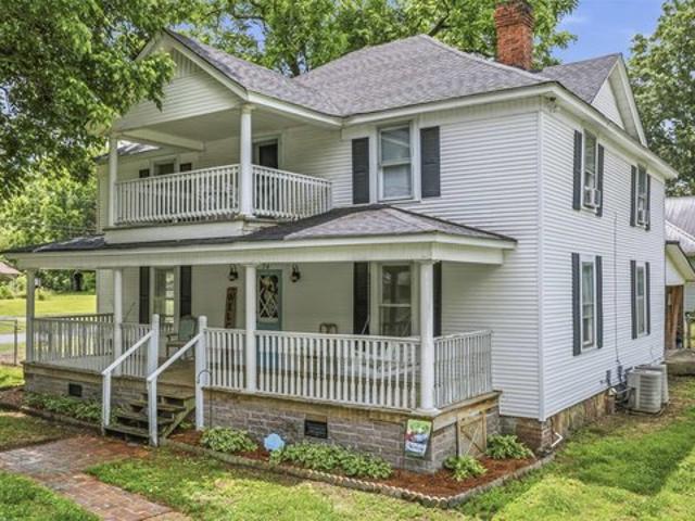 House for sale in Valley Head, Alabama