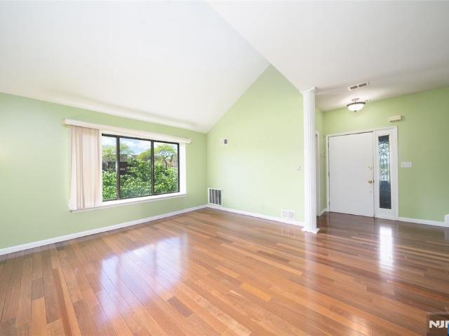 Townhouse for sale in Secaucus