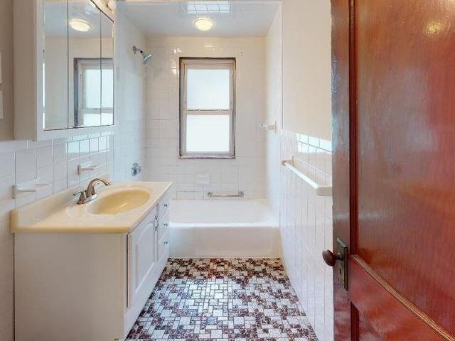 Apartment for rent in Arlington, Massachusetts