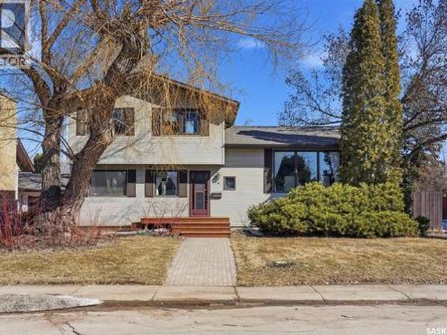House for sale in Saskatoon, Saskatchewan