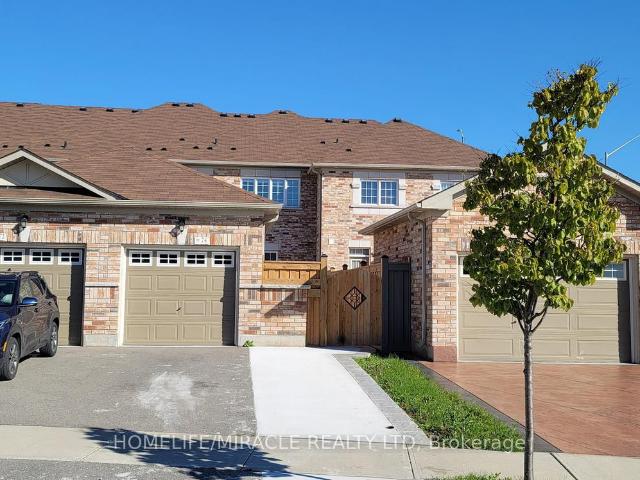 Townhouse for rent in Woburn, Ontario