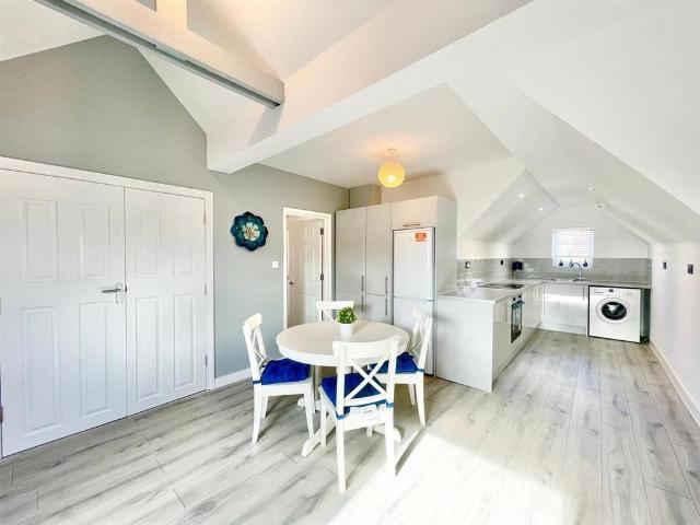 Apartment for rent in Higham Hill, Greater London