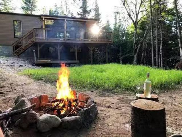 House for rent in Laurentides, Quebec