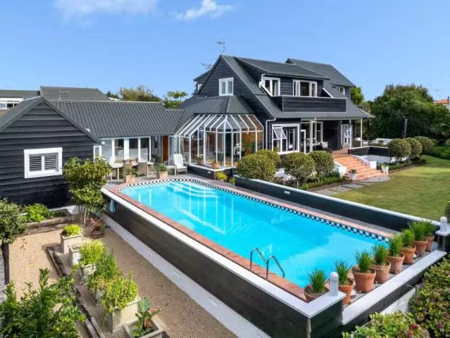 House for sale in Omokoroa, Bay Of Plenty