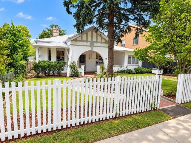 House for rent in Calare, Orange