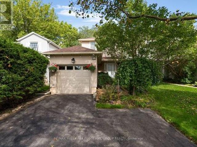 House for sale in Barrie, Central Ontario