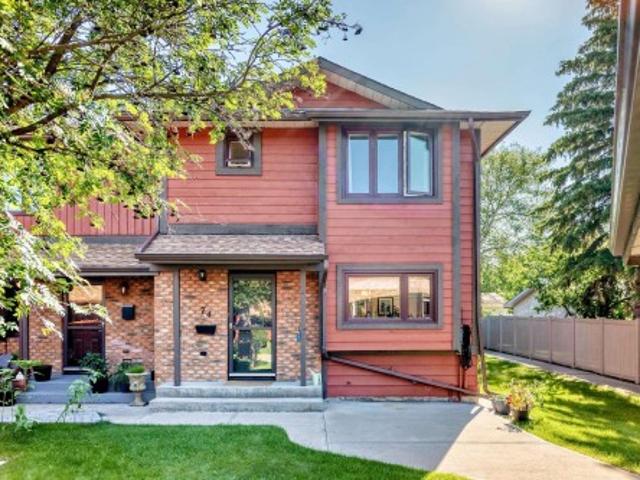 Townhouse for sale in Saint Albert, Alberta