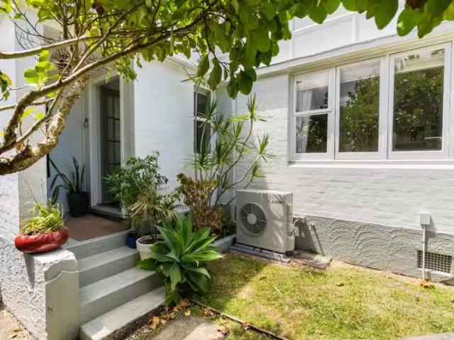 House for sale in Auckland, Oroua County