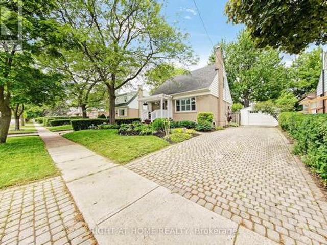 House for sale in Georgina, Ontario