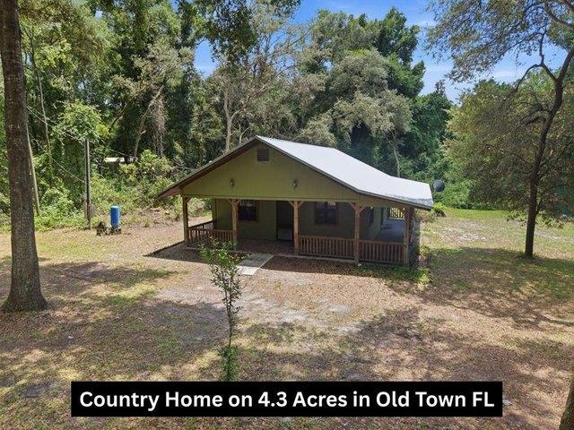 House for sale in Dixie, Florida