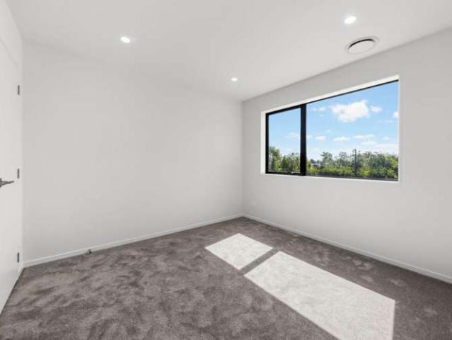 House for sale in Paremoremo