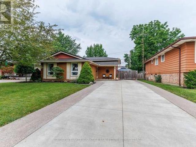 House for sale in Niagara, Ontario