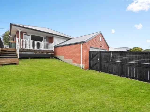 House for rent in Hamilton Central, Hamilton City