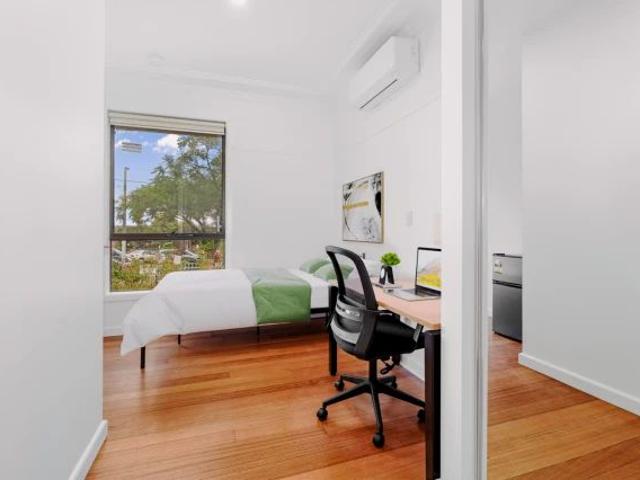 Room for rent in Camerons Creek, Victoria