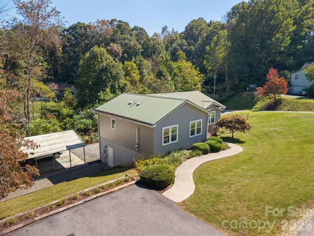 House for sale in Clyde, Haywood County