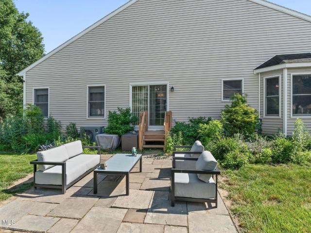 Townhouse for sale in Castleton On Hudson, New York