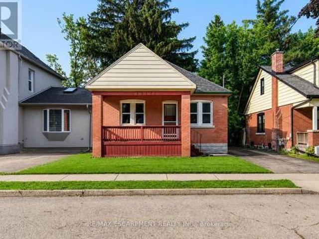House for sale in Ancaster, Ontario