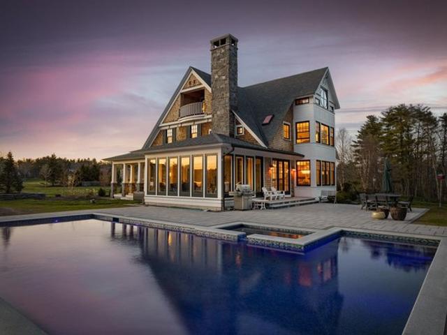 House for sale in New Hampshire