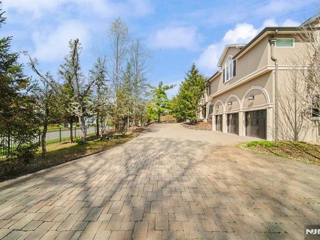 House for sale in Norwood, New Jersey