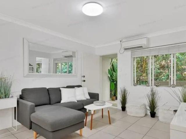 Apartment for rent in St Lucia, Greater Brisbane