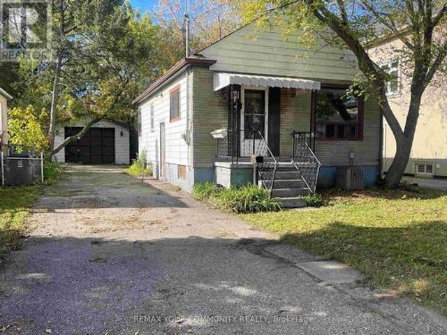 House for sale in Etobicoke—Lakeshore, Toronto