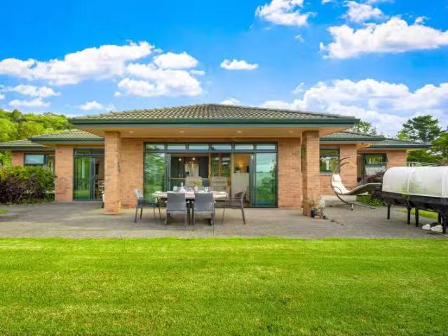 House for sale in Kawau Island