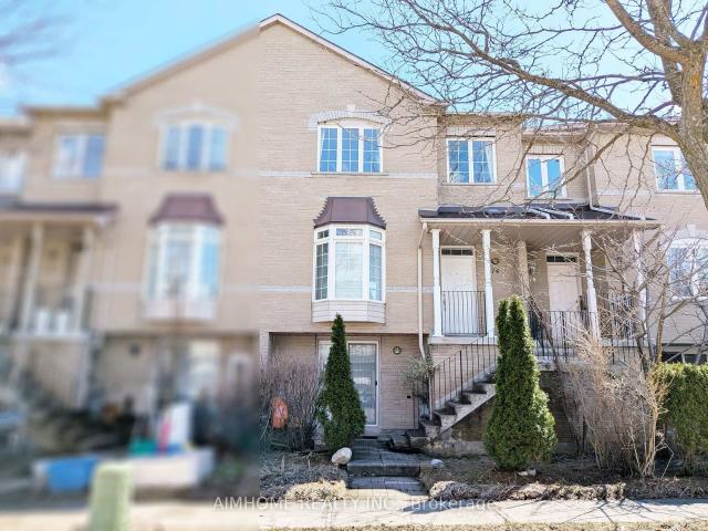 Townhouse for sale in Woburn, Ontario