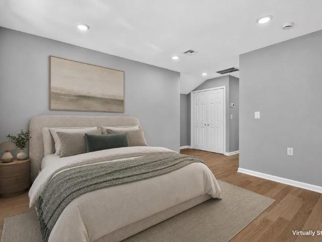 House for sale in Hudson, New Jersey