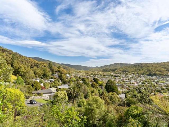 Land for sale in Days Bay, Wellington